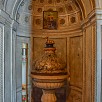 Foto: Fonte Battesimale - Chiesa di Santa Maria in Aquiro (Roma) - 25